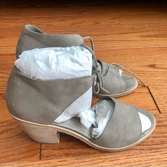EILEEN FISHER Dove Gray Suede Leather Block Heel Tie Sandals, Women’s Size 8 - Picture 7 of 8